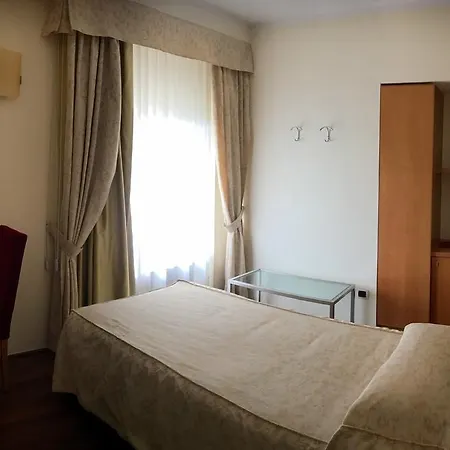 Hotel Dimora Del Barone Romagnano Sesia